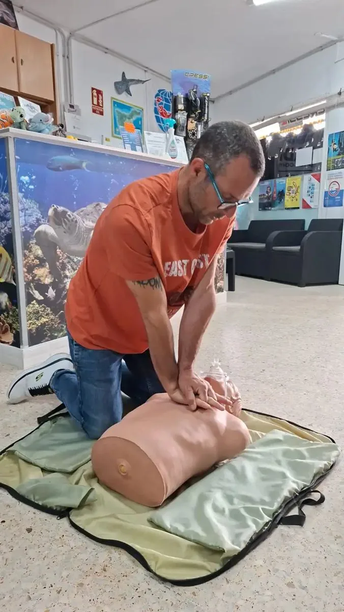 Emergency First Response training: CPR practice